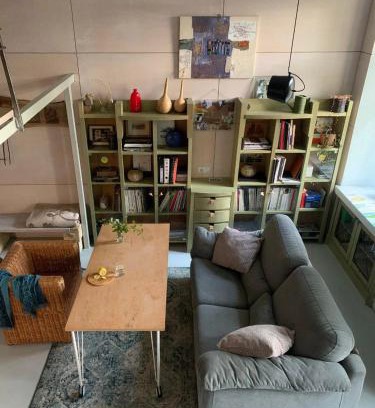 Mykolaiv Apartment | Студія з внутрішнім півповерхом.