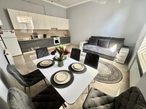 Chernovtsy Apartment | Чернівці центр по добові апартаменти