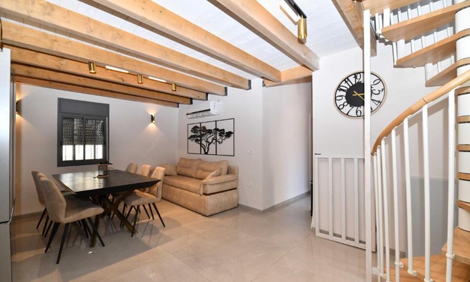 Safed Old City House | אחוזת אכסוף