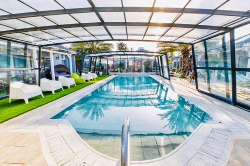 Mishmar HaYarden Cabin | אחוזת שקד