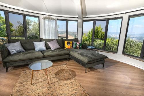 Ma'alot - Tarshiha Villa | בית מול ירח