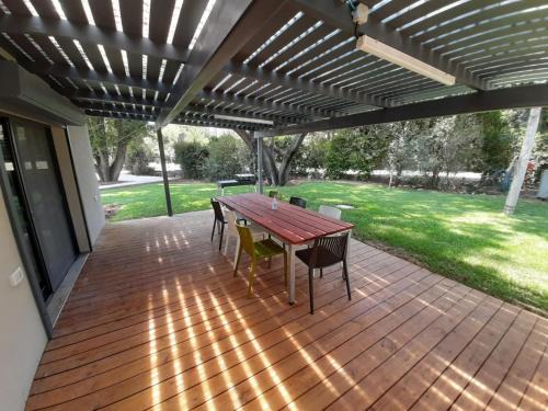 Beit Hillel House | במשק ליד הנחל