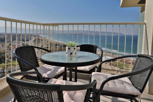 Kiryat Yam Apartment | דירות קו ראשון לחוף - Apartments First line to the Beach