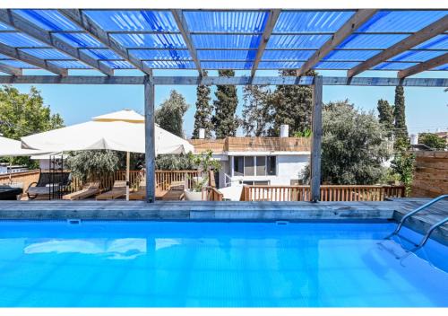 Tiberias Old City Villa | וילה בזלת עם בריכה פרטית Villa Bazelet with Private pool