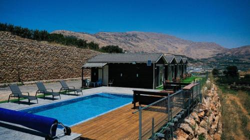 Majdal al-Shams Cabin | פסגת גן עדן בחרמון
