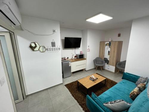 Majdal al-Shams Apartment | צימר גבול החרמון עם גקוזי