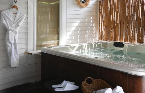 Ramot Cabin | קאסה בלנקה- Casa Blanca רמות