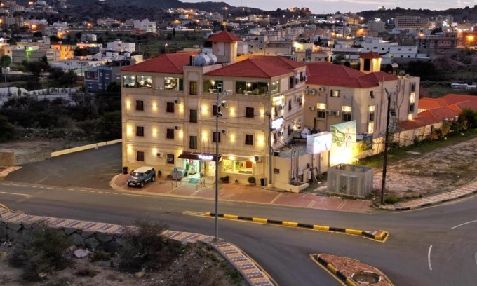 Al Namas Apartment | شقق دانة ليالينا المخدومه