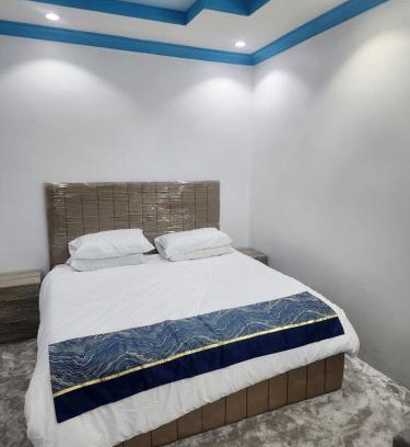 Tabuk Apartment | غرفة وصاله العزام نزل