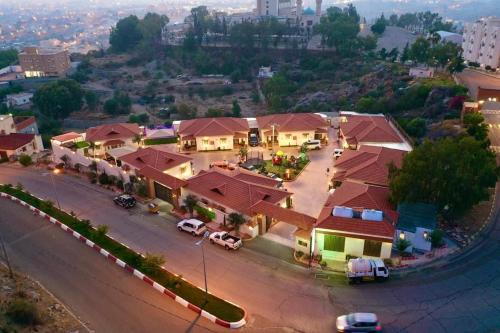 Baljurashi House | مدينة الحدائق لبيوت العطلات شاليهات