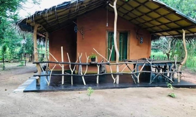 Mihintale House | කැලෑව Jungle Eco Resort