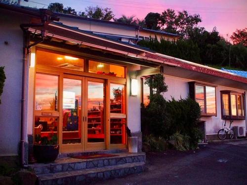 Tsubaki Onsen Hotel | おんせん民宿望海