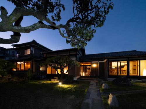 Shodoshima Villa | お屋敷ステイ - 幸 -