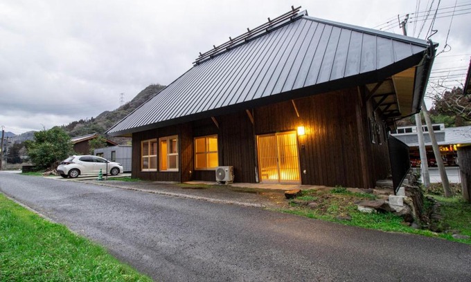 Nakatsu Apartment | 予約制薪割りBBQ可能! 青の洞門から車で15分 l 四季折々の自然が楽しめる農泊古民家 鍋屋