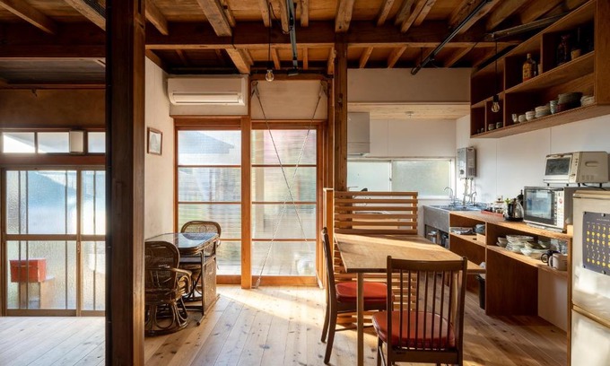 Kiho-cho Apartment | 神倉書斎 [Kamikura-Hideaway]