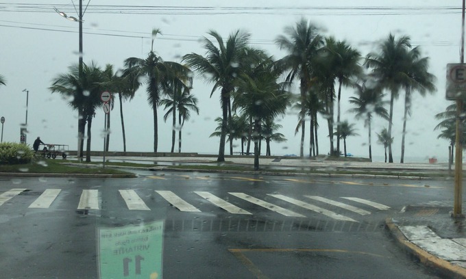 Guilhermina Apartment | 02 SLEEPING BEACH FRONT AND CARREFOUR GUILHERMINA