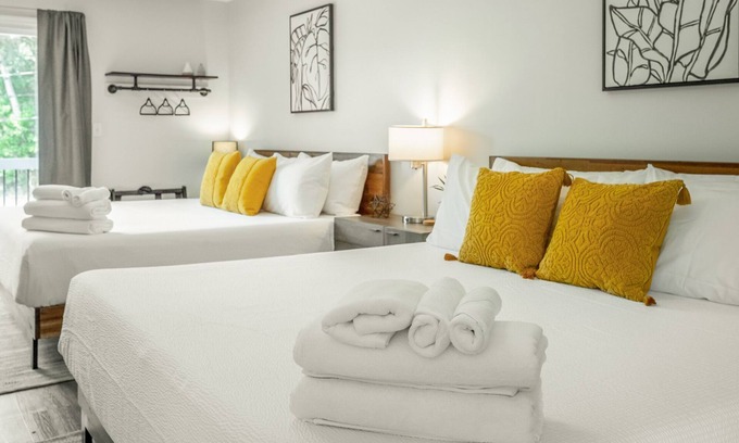 Chattanooga Cabin | 02: The Wright Suite - A PMI Scenic City Vacation Rental