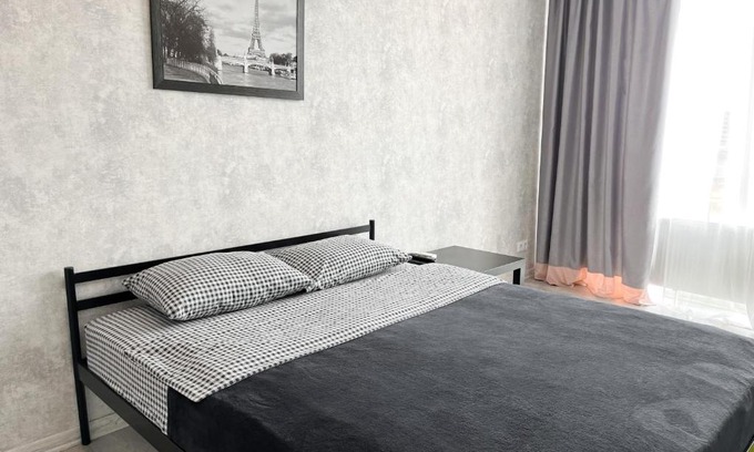 Lesniki Apartment | 0238 квартира ЖК Щасливий, укриття в комплексі