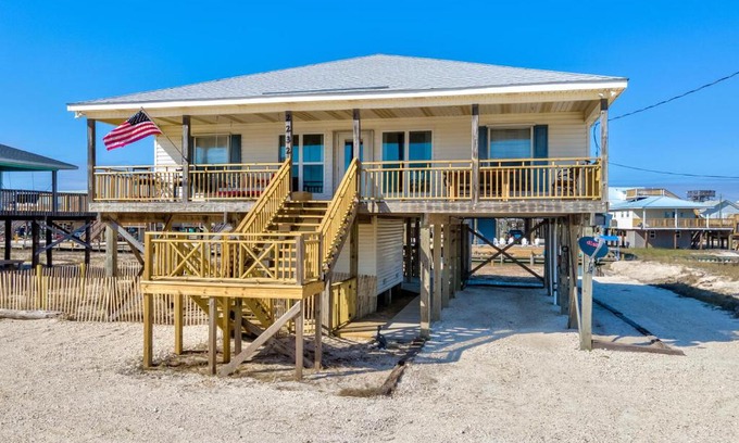 Silver Cay House | 051 Topsail