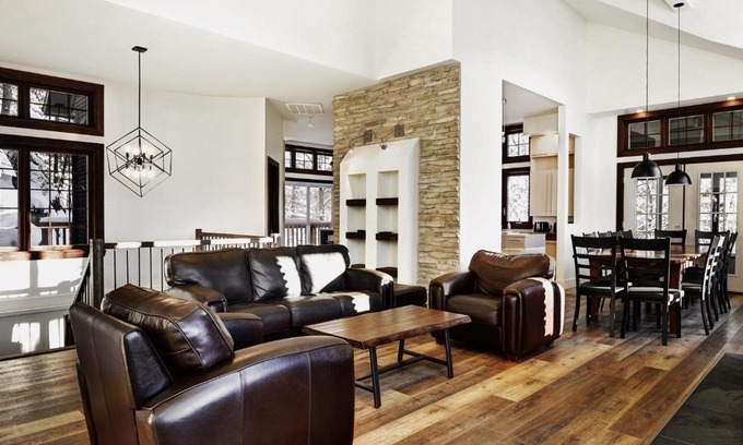 Stoneham Ski Chalet | 06 Chemin Alpin