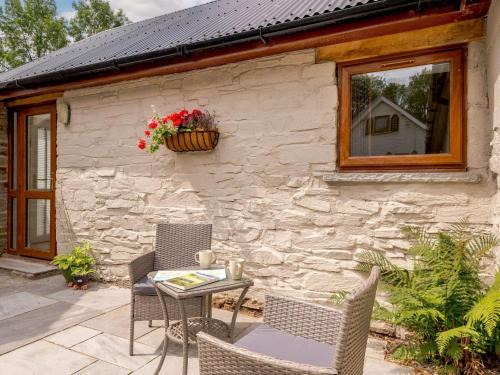 Westbrook Court House | 1 Bed in Clyro 86975