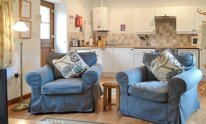 Aldborough Cottage | 1 bedroom accommodation in Lower Gresham