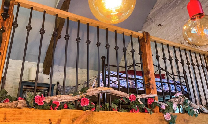 Llanybydder Cottage | 1 bedroom accommodation in Llanybydder