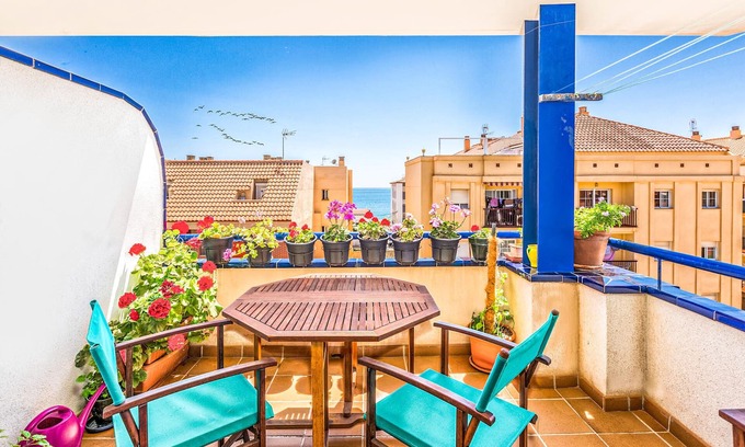 Mezquitilla Apartment | 1 bedroom accommodation in Algarrobo