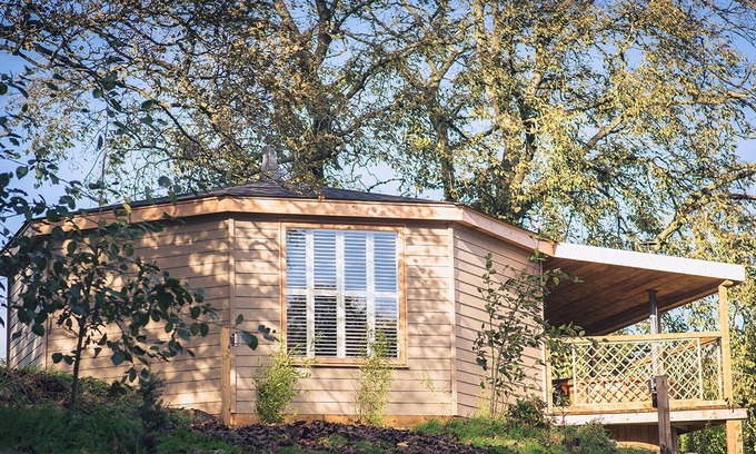 North Charlton Cabin | 1 bedroom accommodation in Chathill, Nr Alnwick