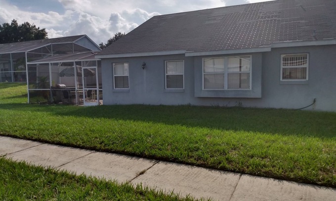 Lake Davenport Estates House | 1 Bedroom and1 Bathroom pool lockout rental. Private entry and living area pool.