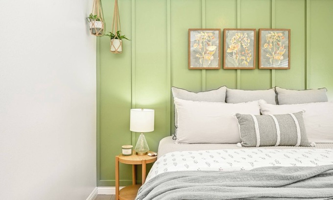 East Side Costa Mesa Apartment | 1 Bedroom Apt in Eastside Costa Mesa