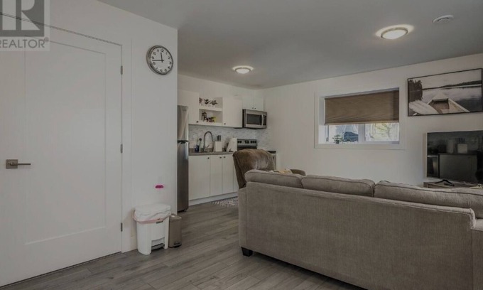 Halifax House | 1 bedroom Basement in a serene and peaceful neighbourhood.