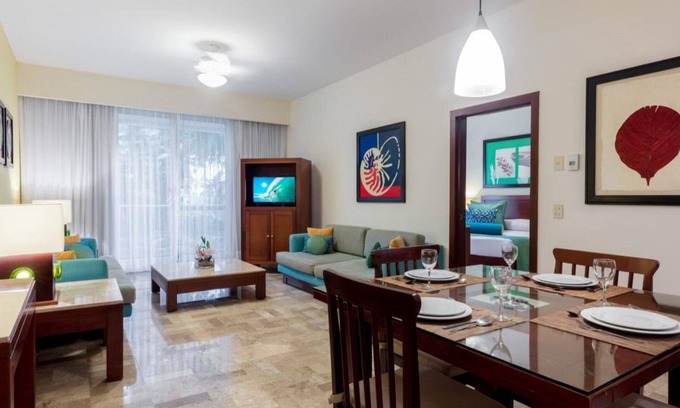 Downtown Cancun Resort | 1 Bedroom Condo Bliss/Mayan Palace Riviera Maya