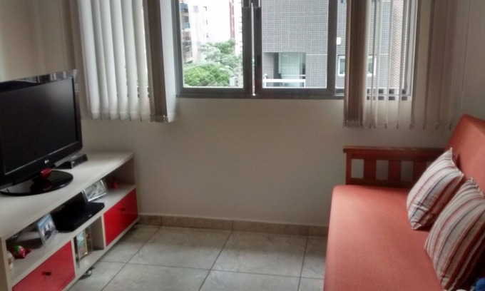 Pompeia Apartment | 1 block from the beach.