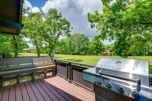 Osage Beach House | 1 Mi to Margaritaville Resort Cottage with Fire Pit