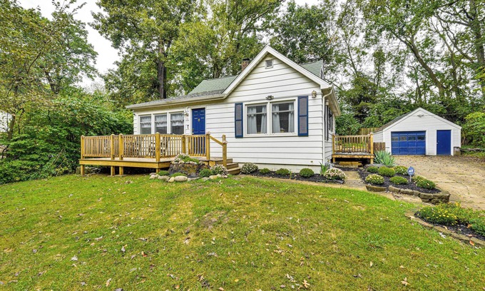 South Bend House | < 1 Mi to Notre Dame: Family-Friendly Home!