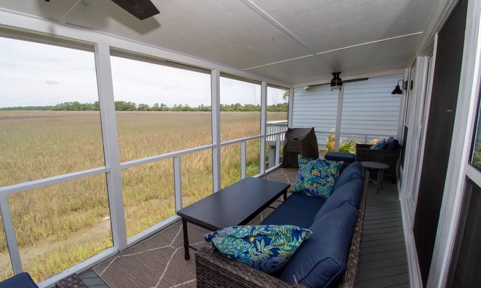 Saint Helena Island House | 1 Periwinkle Ct - New to VRBO! Resort Access Included!