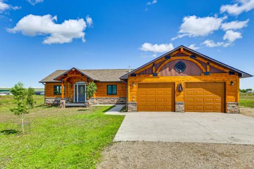 Roberts House | 10 Mi to Cooney State Park Mtn-View Montana Haven