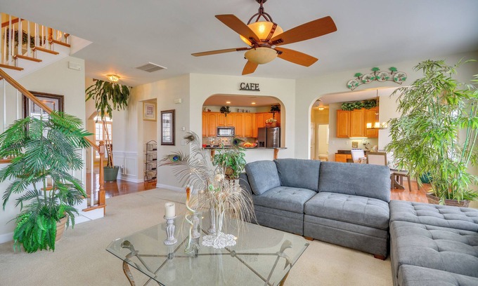 Jamestown House | 10 Mi to Dtwn Greensboro: Family Gem w/Yard