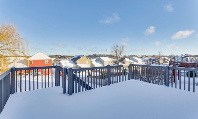 Verona House | 10 Mi to Dtwn Madison: Home w/Large Yard!