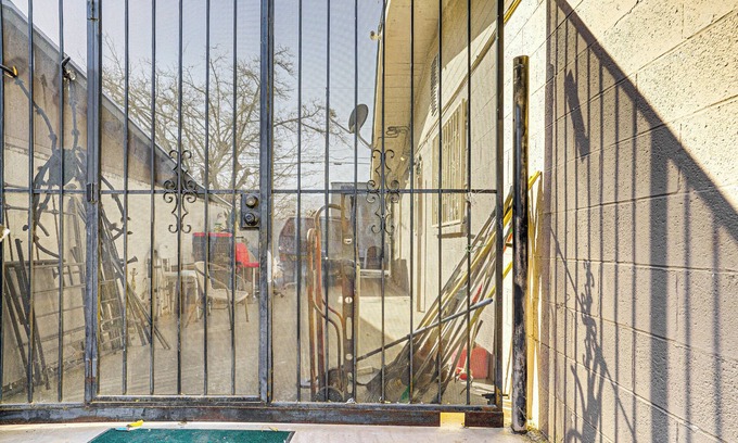 Northeast El Paso Apartment | 10 Mi to Franklin Mountains: Quiet Studio w/Patio