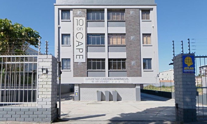 Port Elizabeth Central Hotel | 10 on Cape Self Catering Apartments