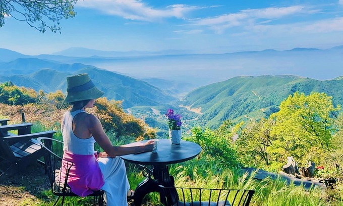 Crestline Ski Chalet | 100-Mile-Views-Fire Pit-Peaceful-Romantic-Secluded-Dogs yes