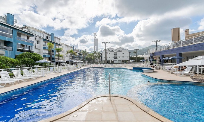 Ingleses Norte Apartment | 100m from the Beach | BBQ on the Balcony #IA23