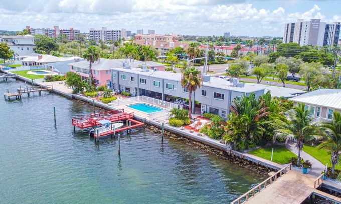 Treasure Island Apartment | 107-Waterfront-Walk to beach-Lovely