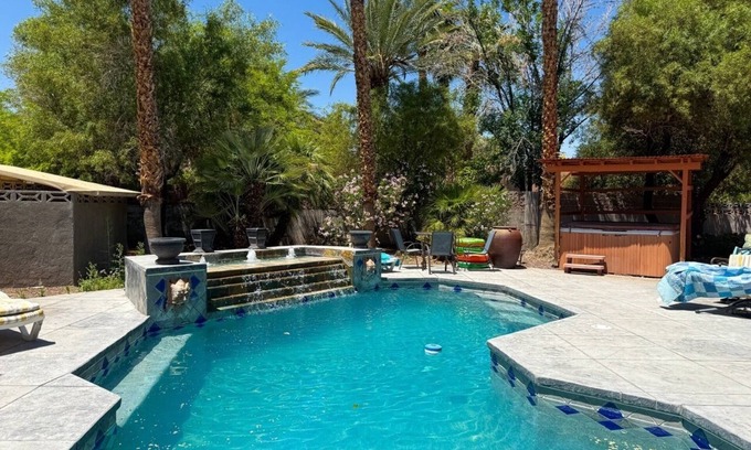 Spring Valley Villa | 10BR/6BA - 2 Private Homes, Pool, Heated Spa, Golf -Family Reunions & Big Groups