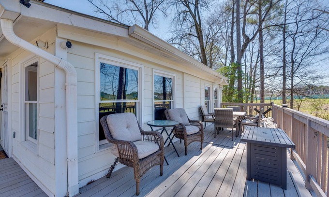 Conley House | 11 Mi to Dtwn Atlanta: Conley Home w/Yard