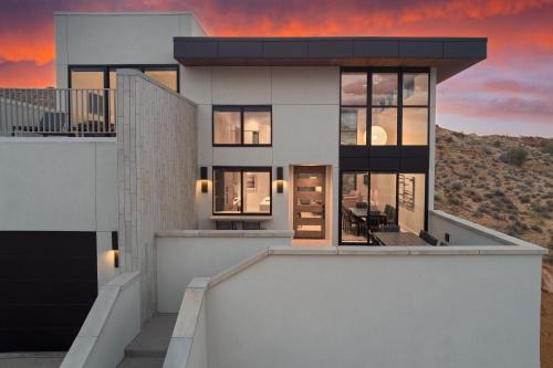 Moab House | 124 Badgers