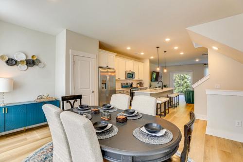 Goose Creek House | 13 Mi to Dtwn Charleston Quiet Townhome