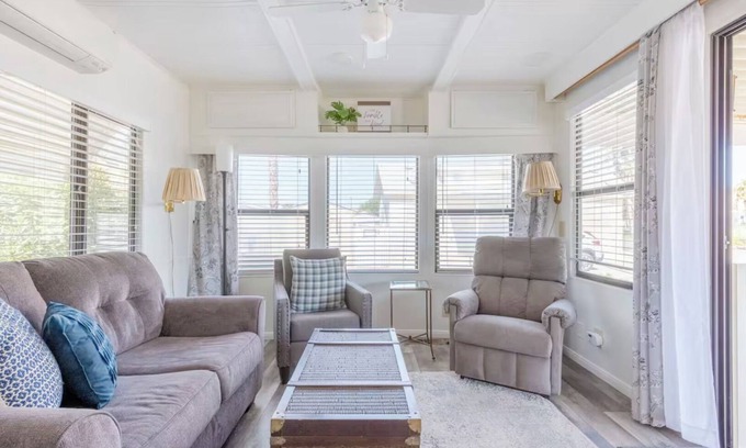 Desert Hot Springs Cottage | 13 Mineral Pools in Peaceful & Charming Resort. Small dogs welcome!